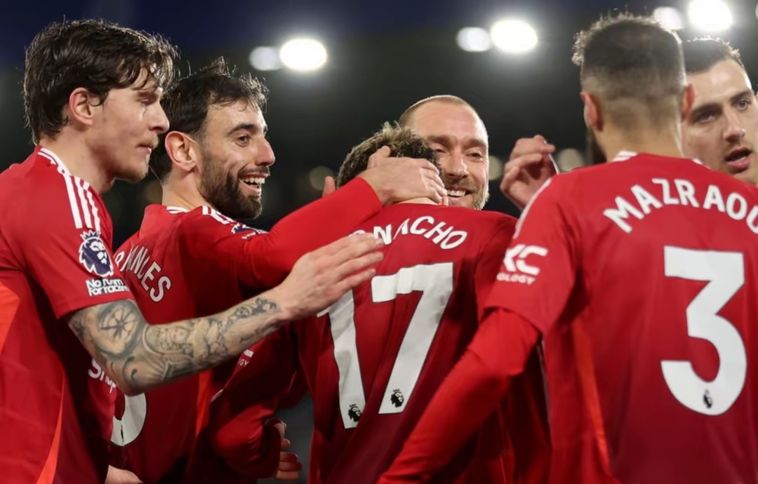 爱游戏全站-曼联迎NBA季后赛关键赛，赛前再遭质疑，管理层满意，更衣室氛围转暖的简单介绍-爱游戏全站